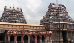 What Are the Key Features of Siruvapuri Murugan Temple